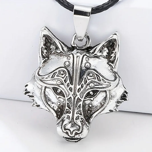 Silvery Wolf Head On 22 Inch Length Adjustable Leather Cord
