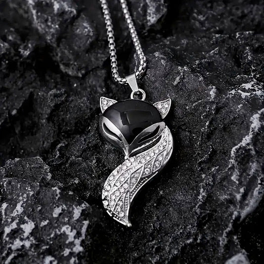 Sly Fox Black Necklace