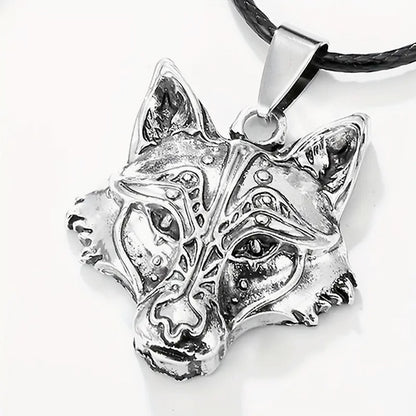 Silvery Wolf Head On 22 Inch Length Adjustable Leather Cord