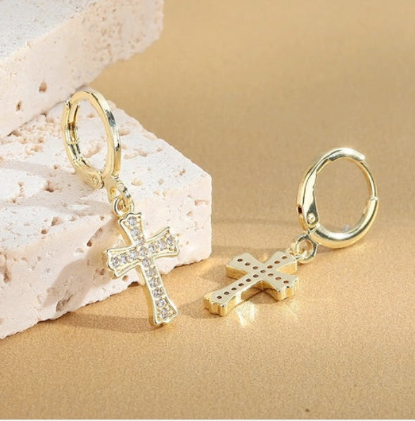 14K Gold Platted Stunning Cubic Zerconia Cross Necklace And Earring Set