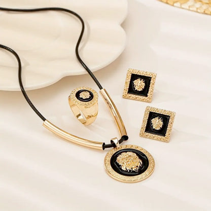 Bold Geometric Totem Designed Lion Of Judah Set