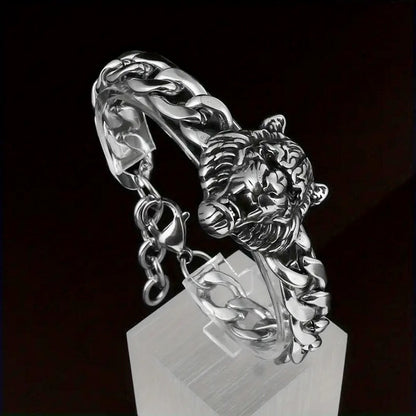 Sleek Titanium Lion Head Link Bracelet - 304 Stainless Steel