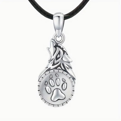 Stylish Wolf Claw Pendant Necklace/Choker With Leather Chain